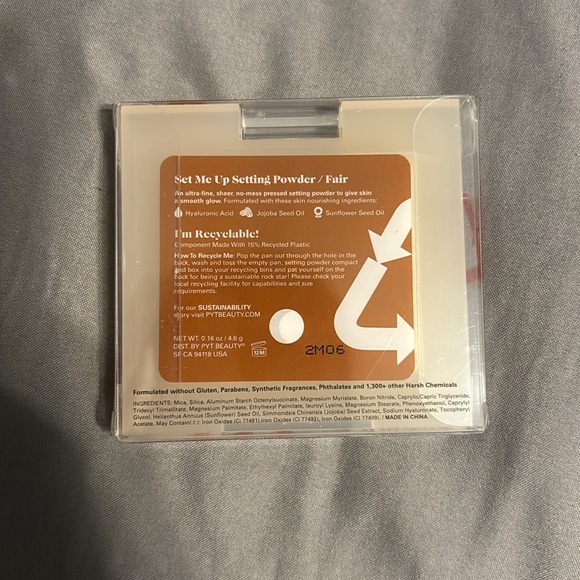 Set Me Up Setting Powder by Pyt Beauty - Picture 2 of 2